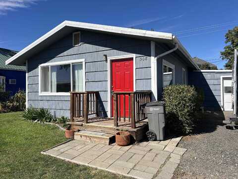 508 W 4th St, Sprague, WA 99032