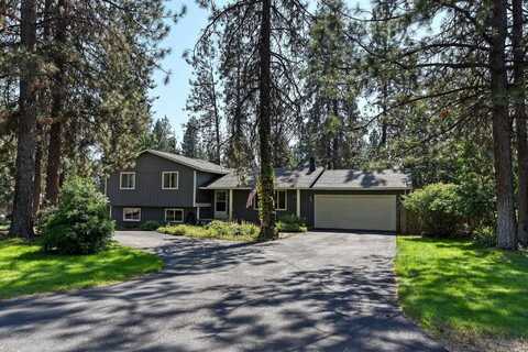 13305 W Meadowview Ln, Nine Mile Falls, WA 99026