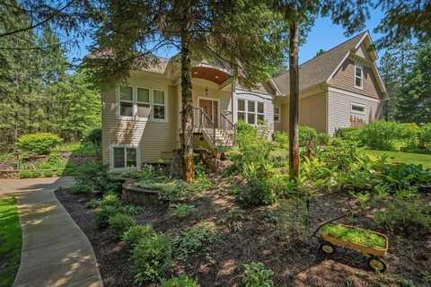 7001 E Chattaroy Rd, Chattaroy, WA 99003