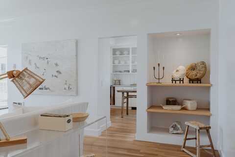 60 Seaview Drive, SANTA BARBARA, CA 93108