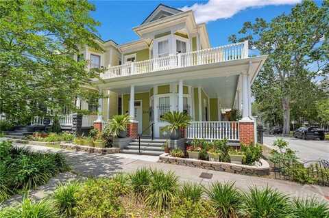 524 E Henry Street, Savannah, GA 31401