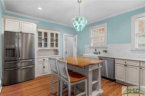 1527 E 50th Street, Savannah, GA 31404
