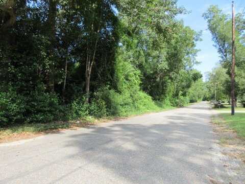 956 Meadowbrook Road, Sumter, SC 29150
