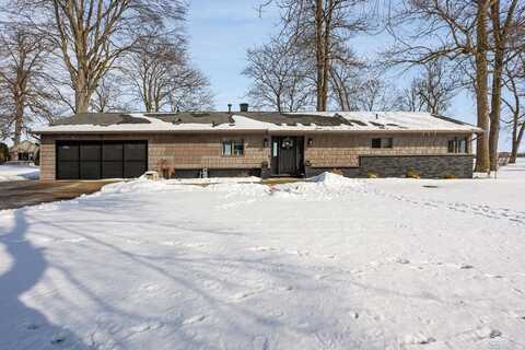 44 N Linwood Beach, Linwood, MI 48634