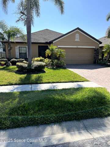 752 Dillard Drive SE, Palm Bay, FL 32909