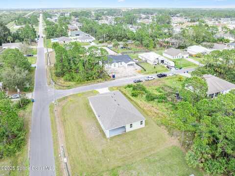 598 Lamon Street SW, Palm Bay, FL 32908