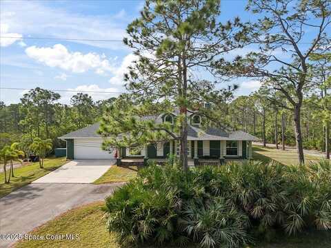 4570 Serna Avenue, Grant-Valkaria, FL 32950