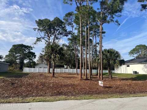 1141 Tiger Street SE, Palm Bay, FL 32909