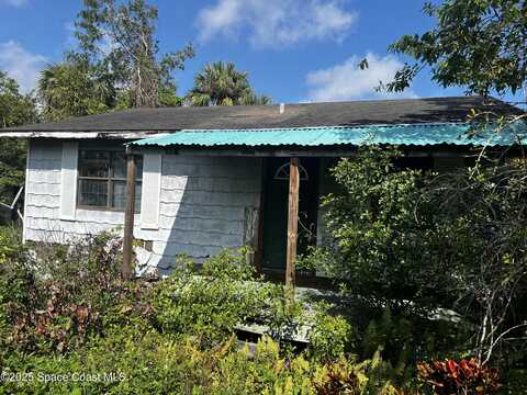 4275 24th Court, Vero Beach, FL 32967