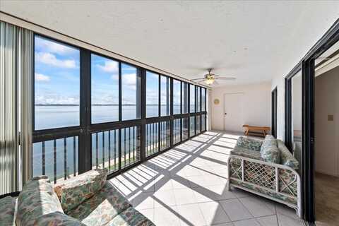250 S Sykes Creek Parkway, Merritt Island, FL 32952
