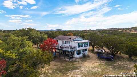 8417 State Highway 16 N, Bandera, TX 78003