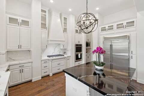 784 Ansley Forest Rd., Bulverde, TX 78163