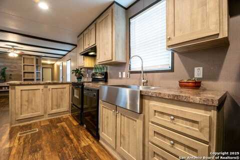 16 Fourth Street, Maxwell, TX 78656