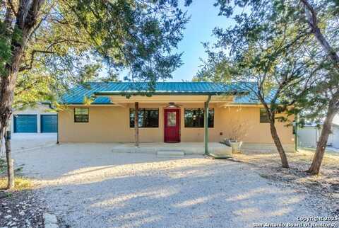 424 MOUNTAIN WOOD, Canyon Lake, TX 78133