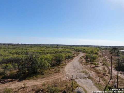 6459 FM 536, Floresville, TX 78114