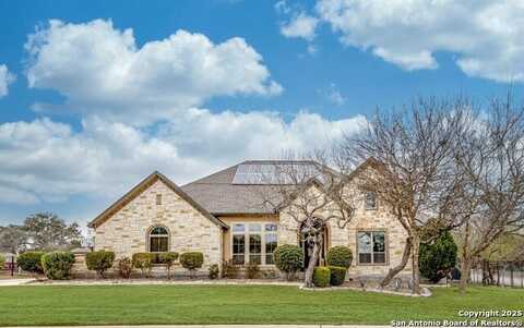 112 Sunrise Hill, Castroville, TX 78009