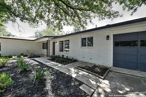 1022 GREY OAK DR, San Antonio, TX 78213