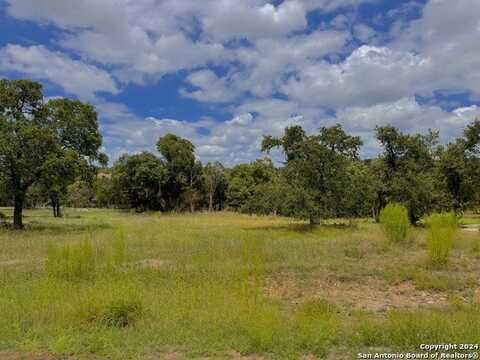 714 CABALLO TRL, Canyon Lake, TX 78133