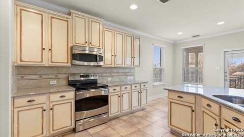 305 GARDNER CV, Cibolo, TX 78108