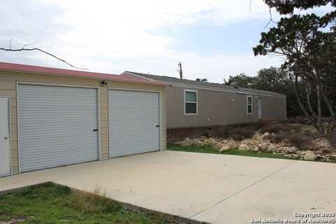 846 INGLEWOOD DR, Canyon Lake, TX 78133