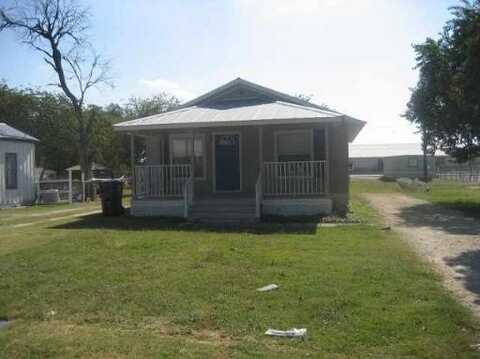 215 W SCHULZ ST, Marion, TX 78124