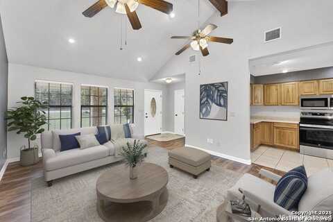 1848 LAKEVIEW DR, Canyon Lake, TX 78133