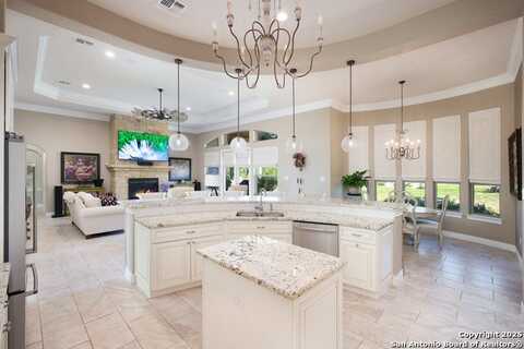 226 SABELLA, Spring Branch, TX 78070