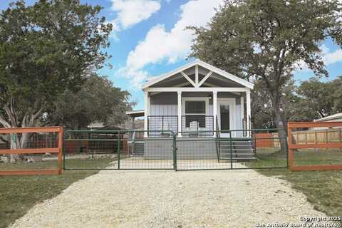 164 Pr 1523, Bandera, TX 78003