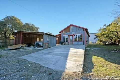 1062 Mountain View, Canyon Lake, TX 78133