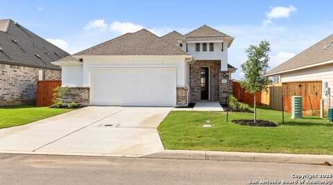 283 W Ainslie Street, Castroville, TX 78009