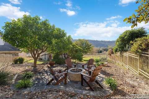 103 ARBOLEDA CIR, Boerne, TX 78006