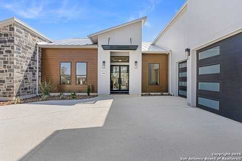995 BELLE OAKS BLVD, Bulverde, TX 78163