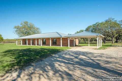 315 SIMON RD, Pleasanton, TX 78064