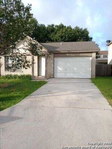 6838 Eden Grove Dr., Converse, TX 78109