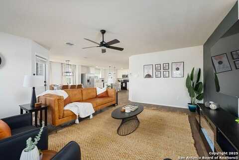 5902 KENDALL PR, San Antonio, TX 78244
