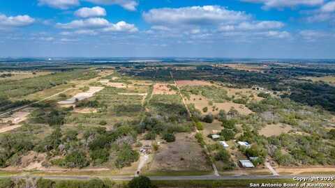 3638 Fm 2579, Floresville, TX 78114