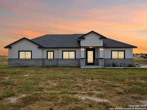 792 lake valley, La Vernia, TX 78121