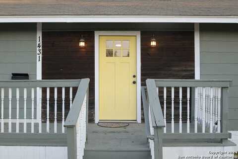 1431 Delaware St, San Antonio, TX 78210