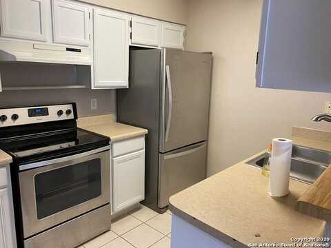 4949 HAMILTON WOLFE RD, San Antonio, TX 78229