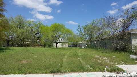 415 AMIRES PL, San Antonio, TX 78237