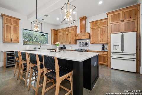 211 SPACIOUS SKY, San Antonio, TX 78260