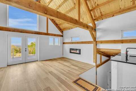689 FM 289, Boerne, TX 78006