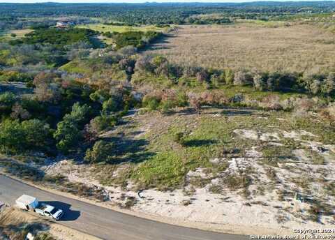 913 Blueridge Vw, Canyon Lake, TX 78133