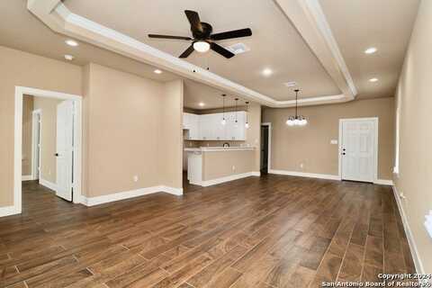 1519 W HARLAN AVE, San Antonio, TX 78211