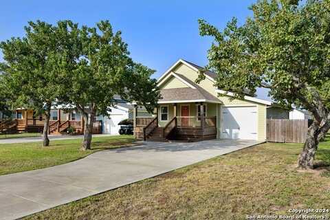 1403 S Young, Rockport, TX 78382