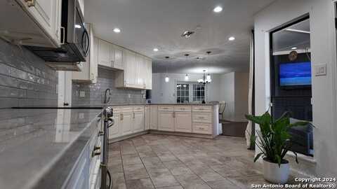 11205 WOODRIDGE FRST, San Antonio, TX 78249