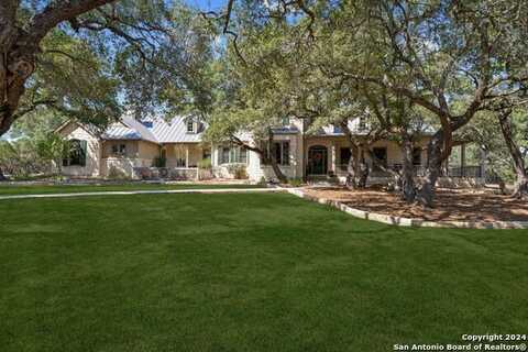 1420 WATERSTONE PKWY, Boerne, TX 78006