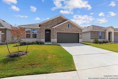 2705 Nueva Cordova, Seguin, TX 78155