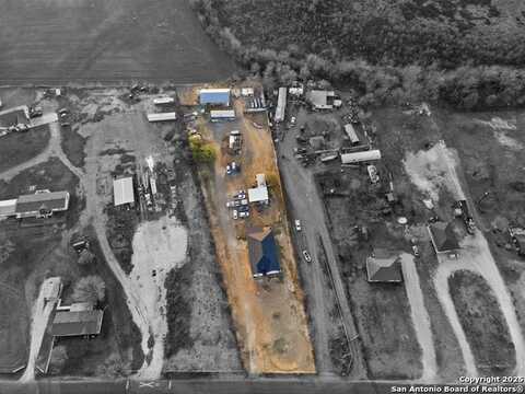 16851 Griffin Rd #2, Atascosa, TX 78002
