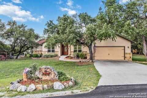 1406 COUGAR DR, Canyon Lake, TX 78133